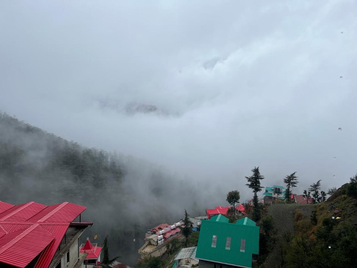 Residence Inn Homestay Shimla Buitenkant foto