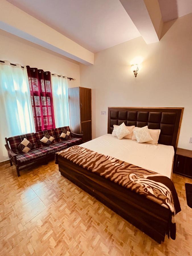 Residence Inn Homestay Shimla Buitenkant foto