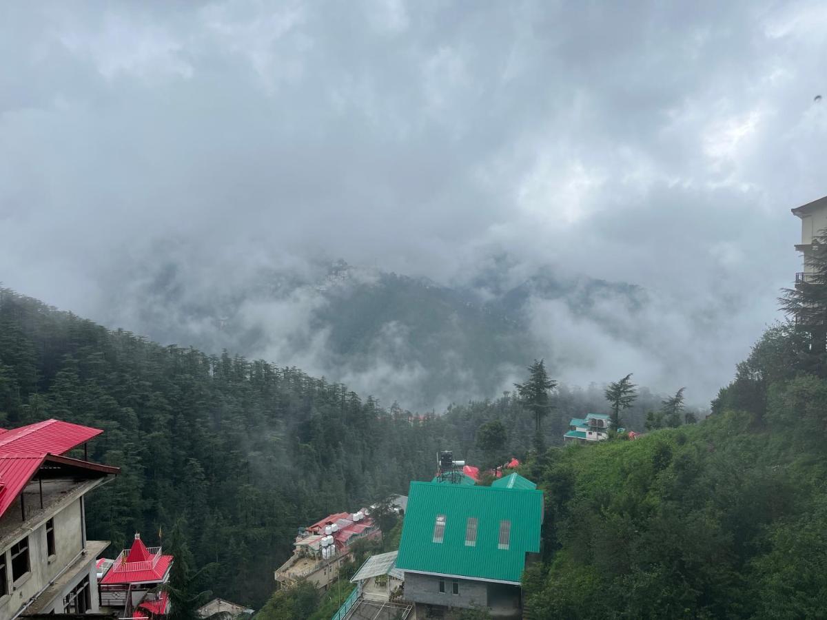 Residence Inn Homestay Shimla Buitenkant foto